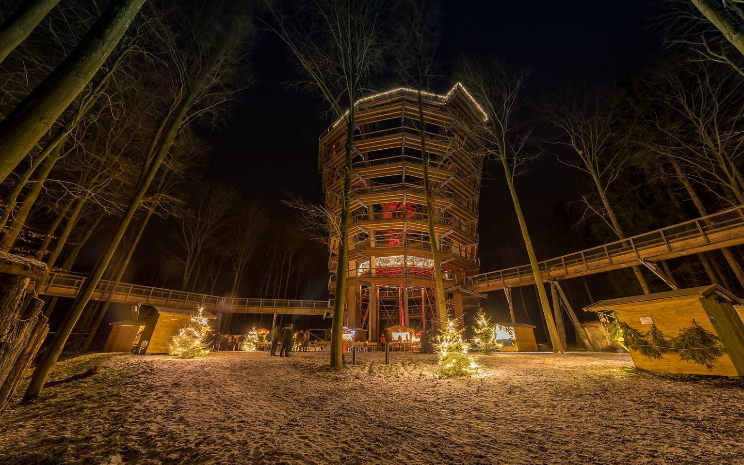 Weihnachtsmarkt am Baumwipfelpfad